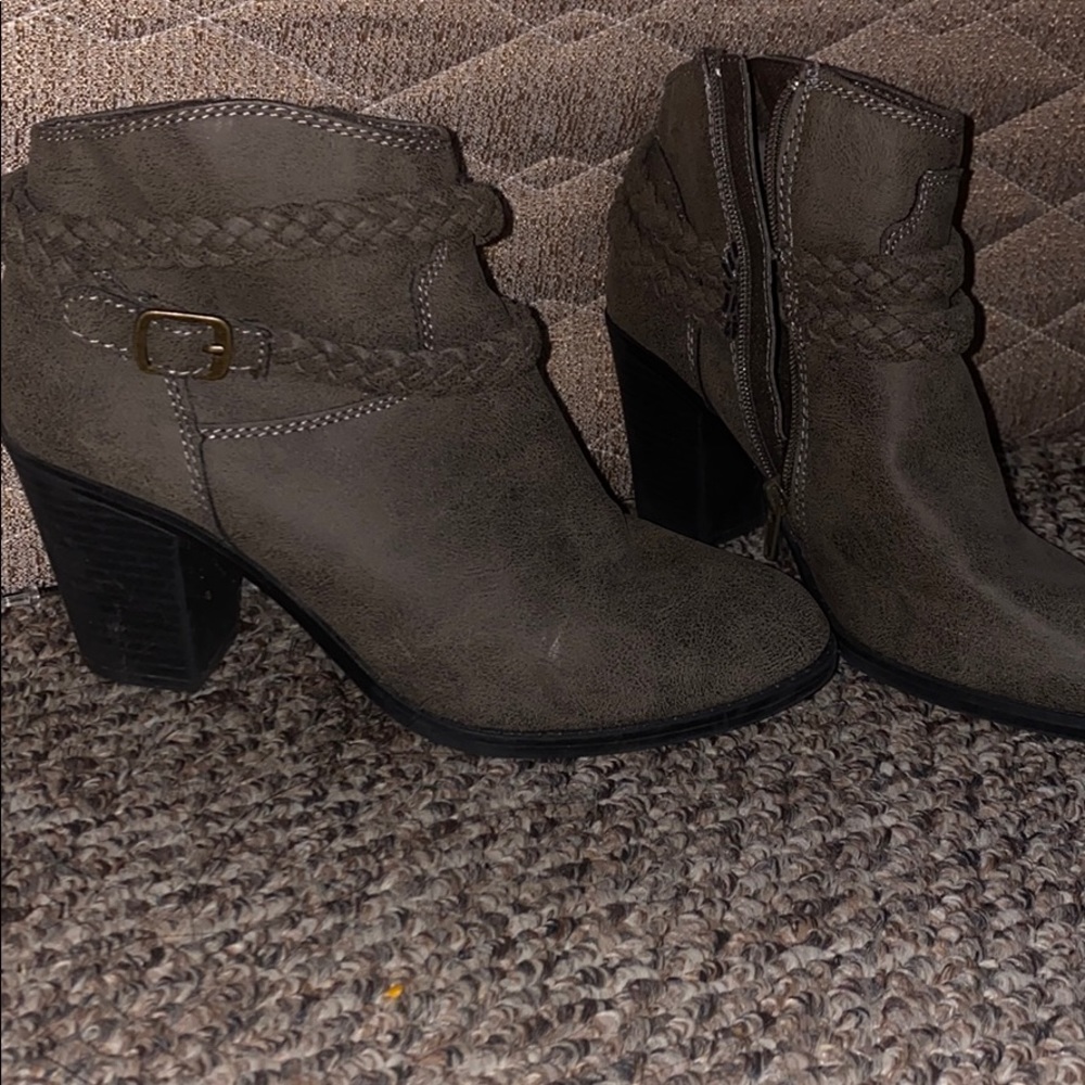 Booty heel